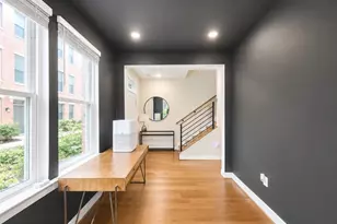 1011 Sycamore Dr SE, Washington, DC 20032 - Photo 4