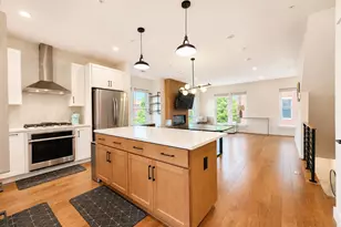 1011 Sycamore Dr SE, Washington, DC 20032 - Photo 10