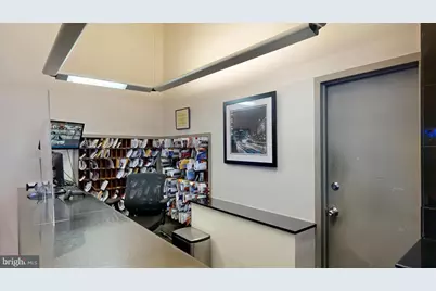 1711 Massachusetts Avenue NW #301, Washington, DC 20036 - Photo 10