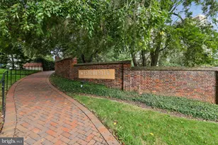 4000 Cathedral Ave NW, Washington, DC 20016 - Photo 26