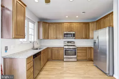 807 Capitol Square Place SW, Washington, DC 20024 - Photo 6