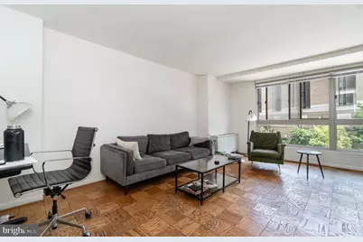 922 24th Street NW #313, Washington, DC 20037 - Photo 1