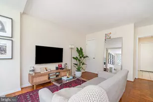 922 24th Street NW, Washington, DC 20037 - Photo 4