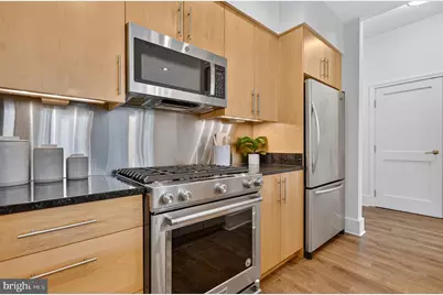 2100 11th Street NW #108, Washington, DC 20001 - Photo 4