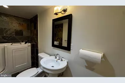 18 16th Street NE, Washington, DC 20002 - Photo 38
