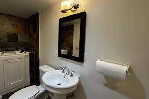 18 16th St NE, Washington, DC 20002 - Photo 38