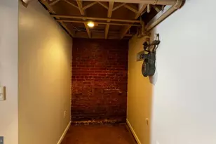 18 16th St NE, Washington, DC 20002 - Photo 32