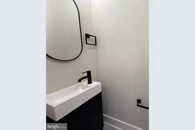 821 4th Street NE #B, Washington, DC 20002 - Photo 12