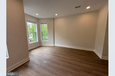 821 4th Street NE #B, Washington, DC 20002 - Photo 2