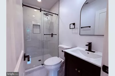 821 4th Street NE #B, Washington, DC 20002 - Photo 4