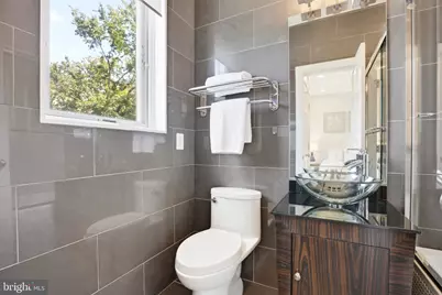 915 3rd Street NE, Washington, DC 20002 - Photo 32