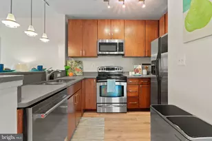 2412 17th St NW, Washington, DC 20009 - Photo 16