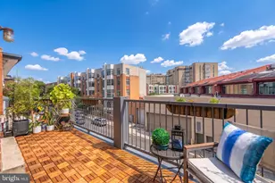 2412 17th St NW, Washington, DC 20009 - Photo 12