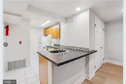 2303 17th Street NW #B, Washington, DC 20009 - Photo 4