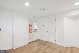 2303 17th St NW, Washington, DC 20009 - Photo 10
