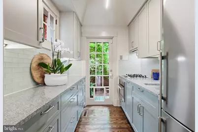 1241 33rd Street NW, Washington, DC 20007 - Photo 10