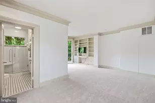 1241 33rd St NW, Washington, DC 20007 - Photo 2