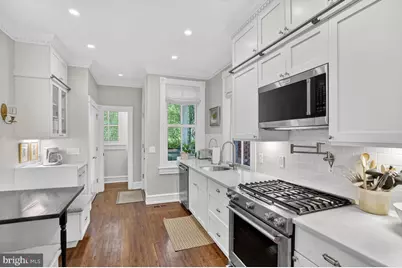 3424 P Street NW, Washington, DC 20007 - Photo 6