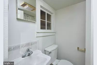 1427 E Capitol Street NE, Washington, DC 20003 - Photo 18