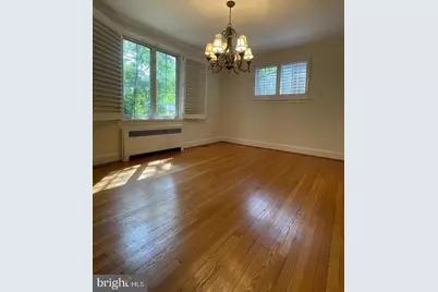 6105 29th Street NW, Washington, DC 20015 - Photo 8