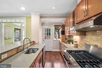 3835 S Street NW, Washington, DC 20007 - Photo 8