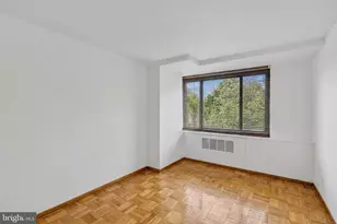 4200 Cathedral Ave NW, Washington, DC 20016 - Photo 34