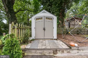 1930 37th St NW, Washington, DC 20007 - Photo 34