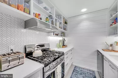 5112 Macarthur Boulevard NW #2, Washington, DC 20016 - Photo 2