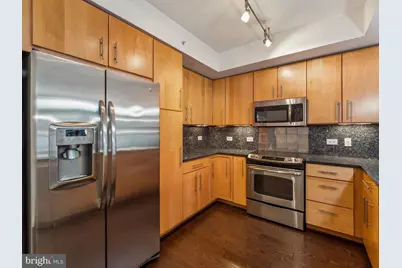 1025 1st Street SE #202, Washington, DC 20003 - Photo 2