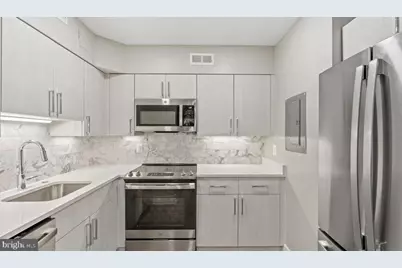 3401 38th Street NW #P17-302, Washington, DC 20016 - Photo 2