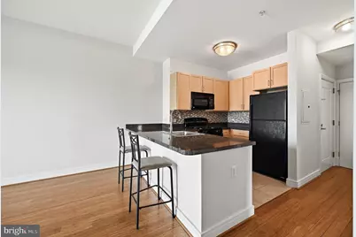 800 4th Street SW #S821, Washington, DC 20024 - Photo 2