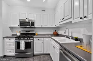 429 N St SW, Washington, DC 20024 - Photo 8