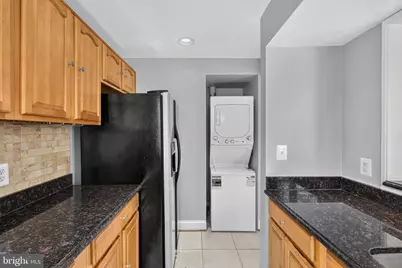 3872 9th Street SE #201, Washington, DC 20032 - Photo 4