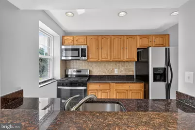 3872 9th Street SE #201, Washington, DC 20032 - Photo 2