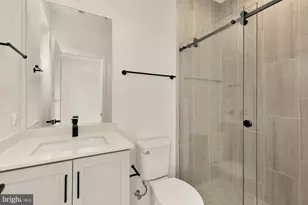 2615 Olmsted Ct NW, Washington, DC 20001 - Photo 28