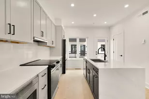 2615 Olmsted Ct NW, Washington, DC 20001 - Photo 8