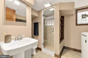 1360 Spring Rd NW, Washington, DC 20010 - Photo 34