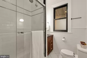 1360 Spring Rd NW, Washington, DC 20010 - Photo 24