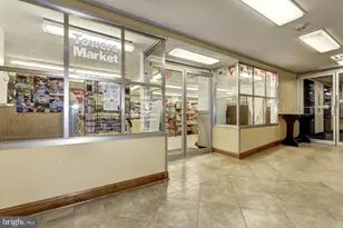 4201 Cathedral Ave NW, Washington, DC 20016 - Photo 30