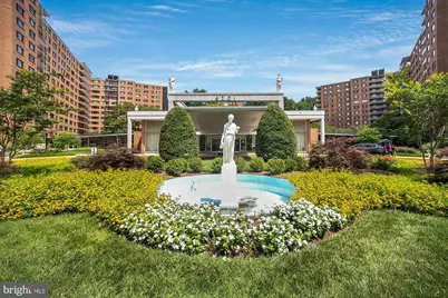 4201 Cathedral Avenue NW #502W, Washington, DC 20016 - Photo 4