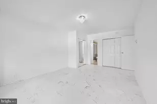 4201 Cathedral Ave NW, Washington, DC 20016 - Photo 22