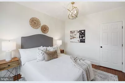 2129 Newport Place NW, Washington, DC 20037 - Photo 18