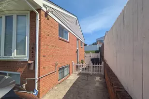 1442 41st St SE, Washington, DC 20020 - Photo 2