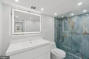 4201 Cathedral Ave NW, Washington, DC 20016 - Photo 12