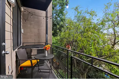 245 15th SE #301, Washington, DC 20003 - Photo 18