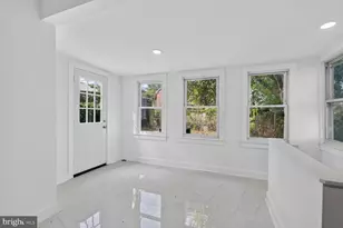 1227 44th Pl SE, Washington, DC 20019 - Photo 6