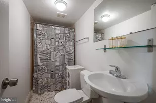 31 Randolph Pl NW, Washington, DC 20001 - Photo 20