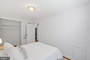 526 Kenyon St NW, Washington, DC 20010 - Photo 20