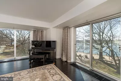 550 N Street SW #S201, Washington, DC 20024 - Photo 6