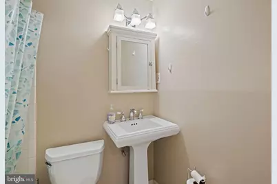 1801 Clydesdale Place NW #704, Washington, DC 20009 - Photo 20